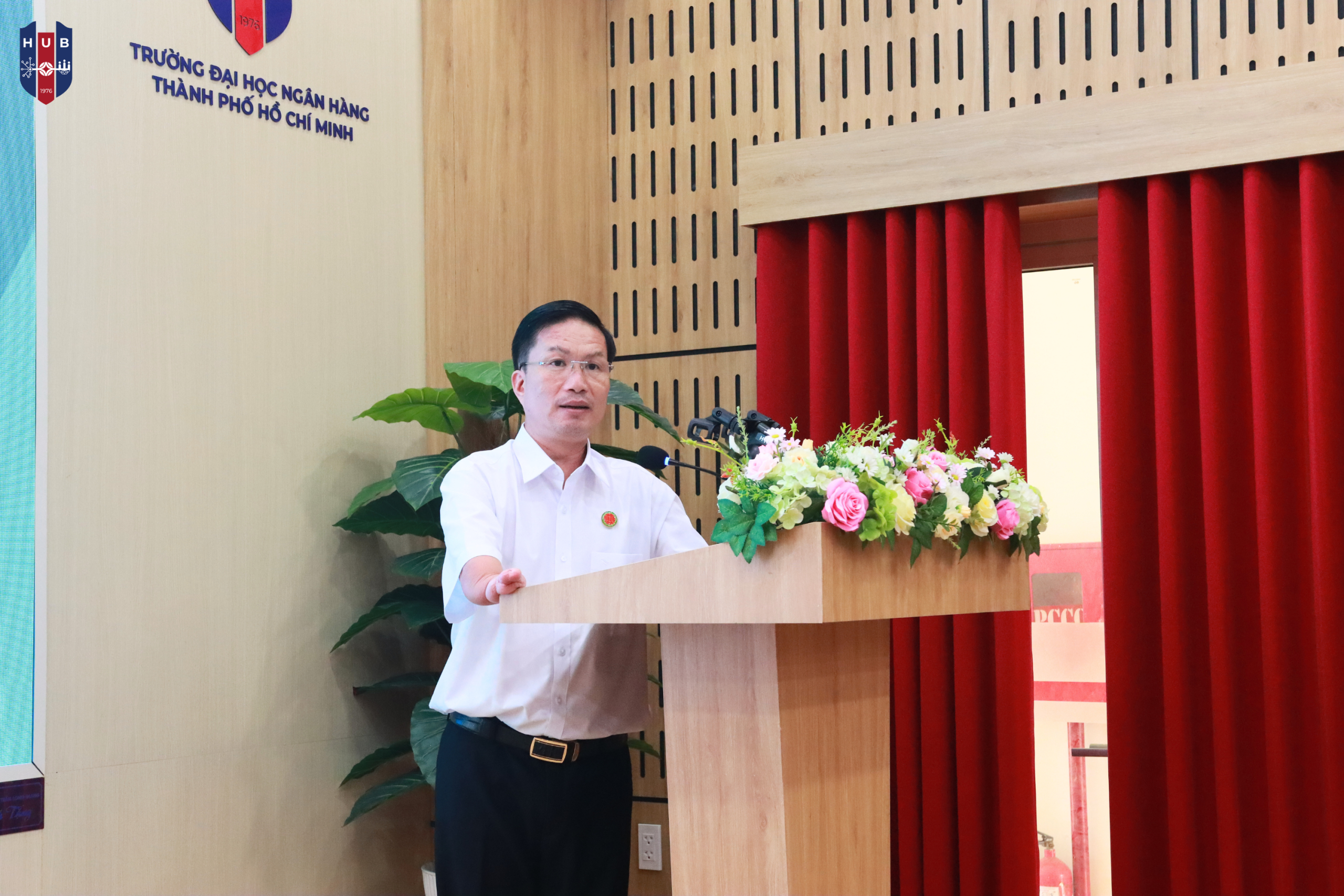 Viện trưởng Nguyễn Văn Nam